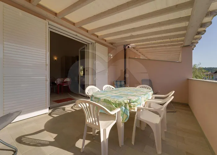 Appartamento Marechiara - Goelba *